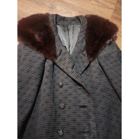 Vintage French Black Wool Coat w/ Genuine Fur Collar Women’s L Made in France - Picture 2 of 10